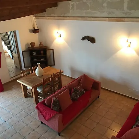 Maison Des Artistes *